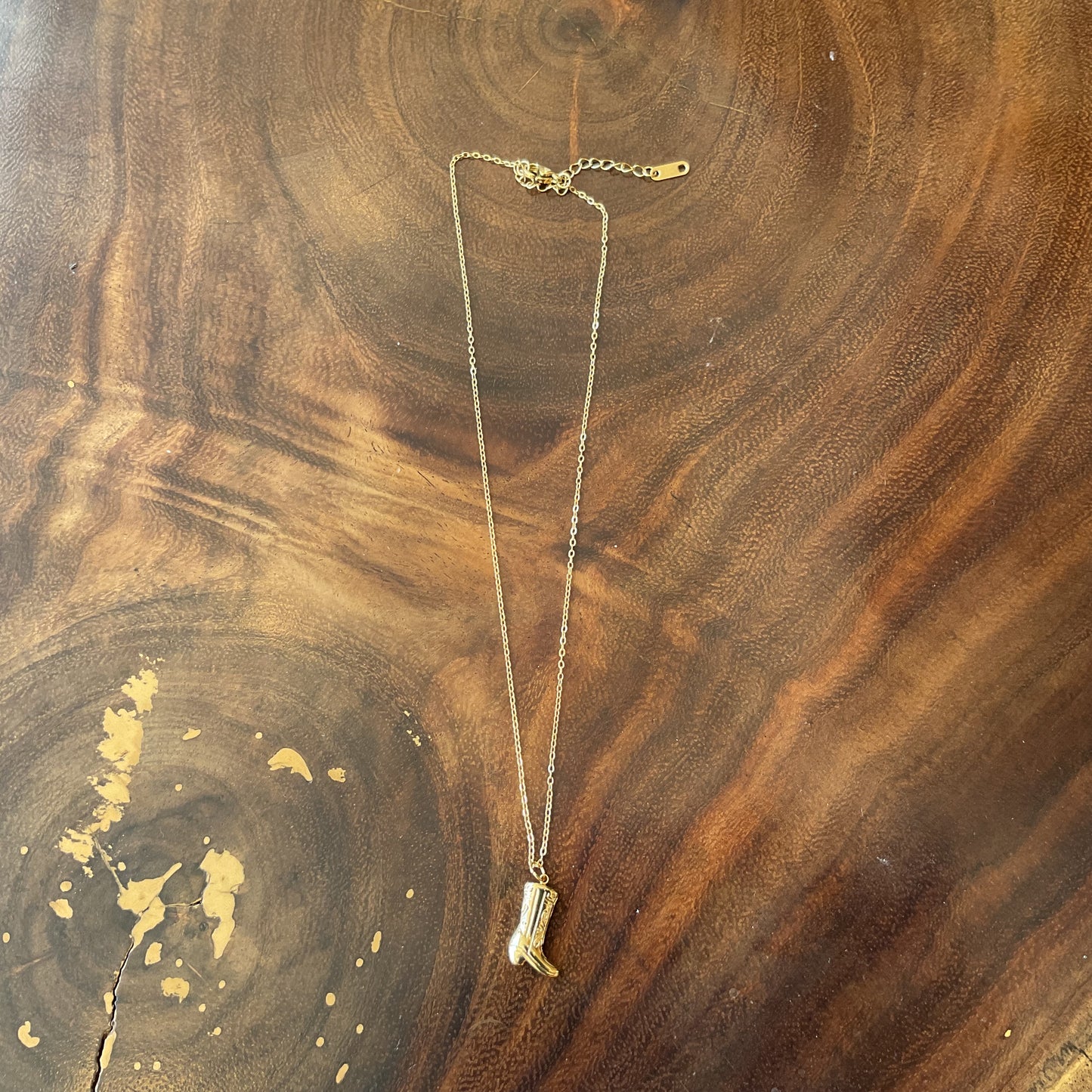 Collar Bota Sencilla Del Desierto