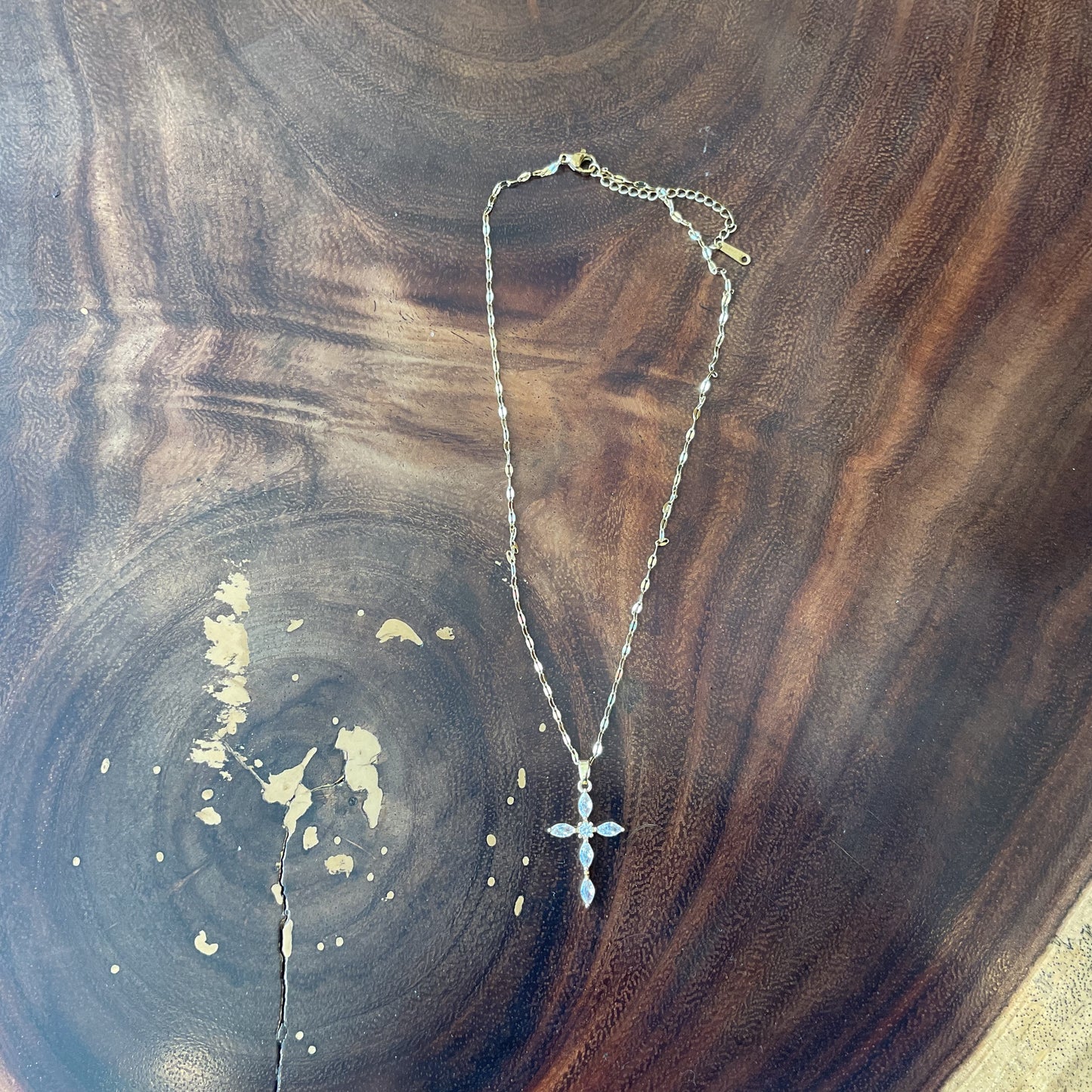 Collar Cruz Zirconia Myrna Del Desierto